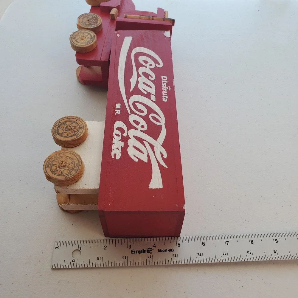 Coca‎ Cola wooden truck 18